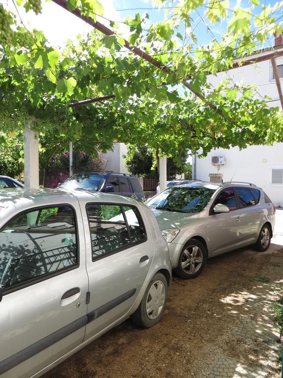 Apartments Ana&Neso Pakostane Luaran gambar