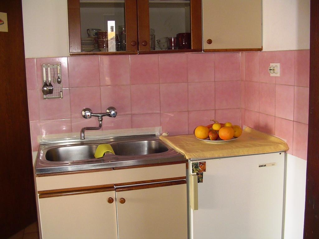 Apartments Ana&Neso Pakostane Bilik gambar